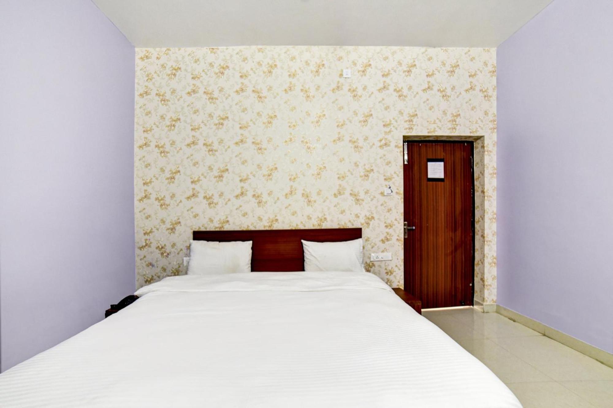 Hotel O The Hotel Quaint Khagaul Exterior photo
